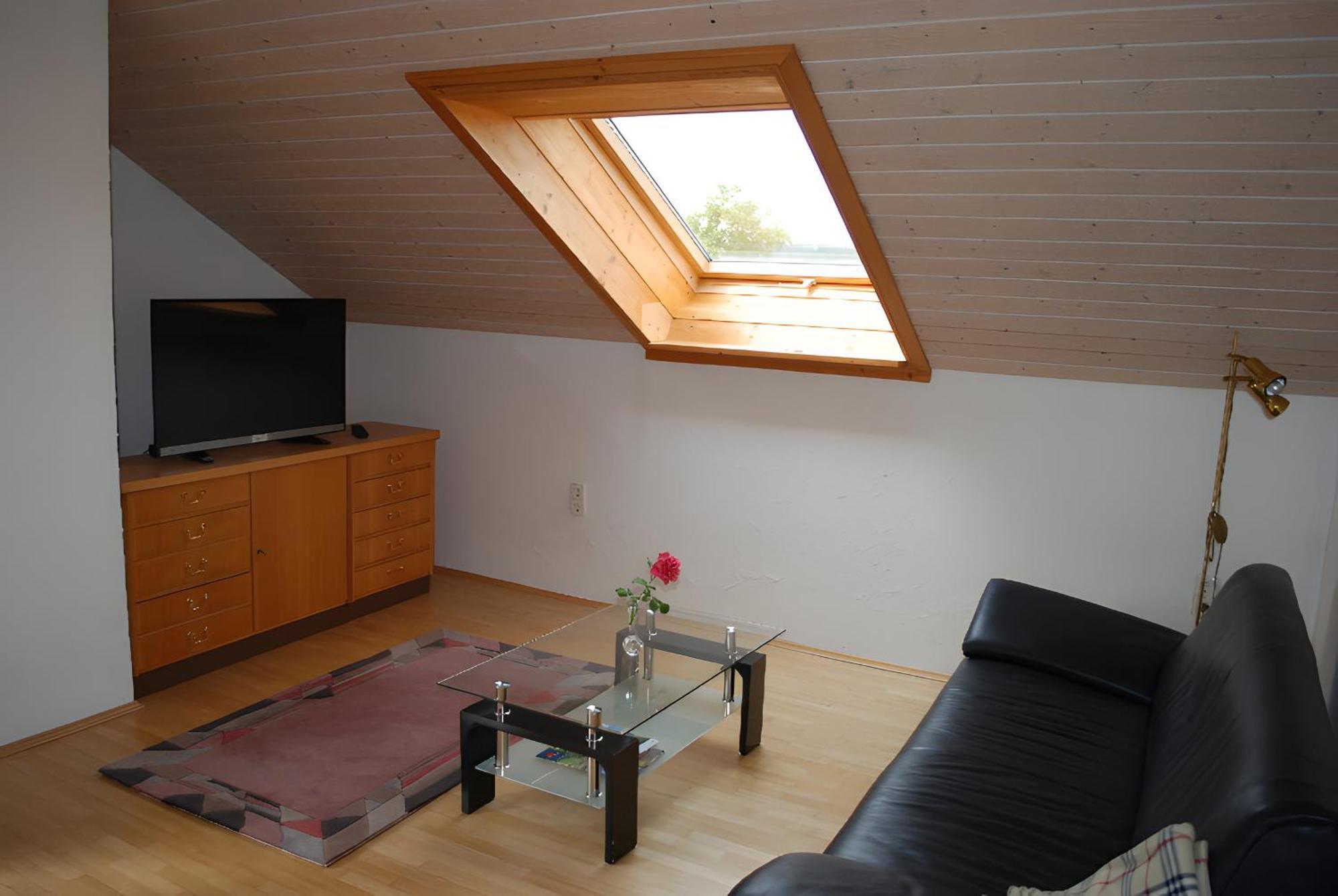 Ferienwohnung Mit Pool Straubenhardt Ngoại thất bức ảnh