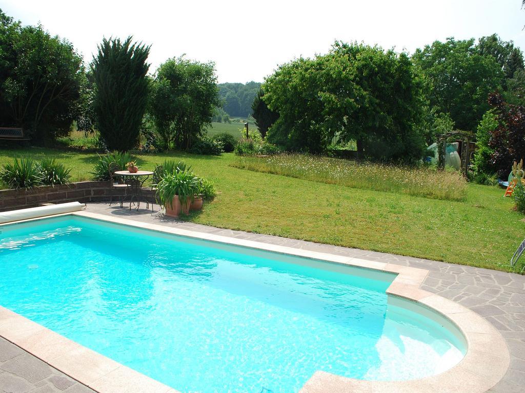Ferienwohnung Mit Pool Straubenhardt Ngoại thất bức ảnh